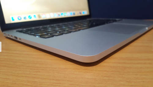 As New Apple Macbook RETINA (Warranty) 256 ssd 2015  LOW CYCLE COUNT** Price Drop Grab a Bargain**