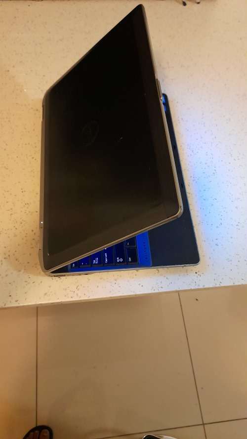 Dell Laptop  i5 15.6` 500GB 8GB Ram **Grab a Crazee Hot Deal **