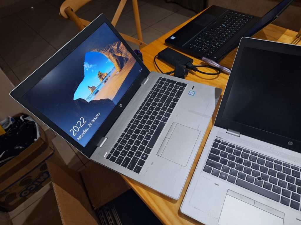 Unbeatable Deal! HP laptop intel Core i5, 8th Gen Windows 10 Pro, office 2021 and More