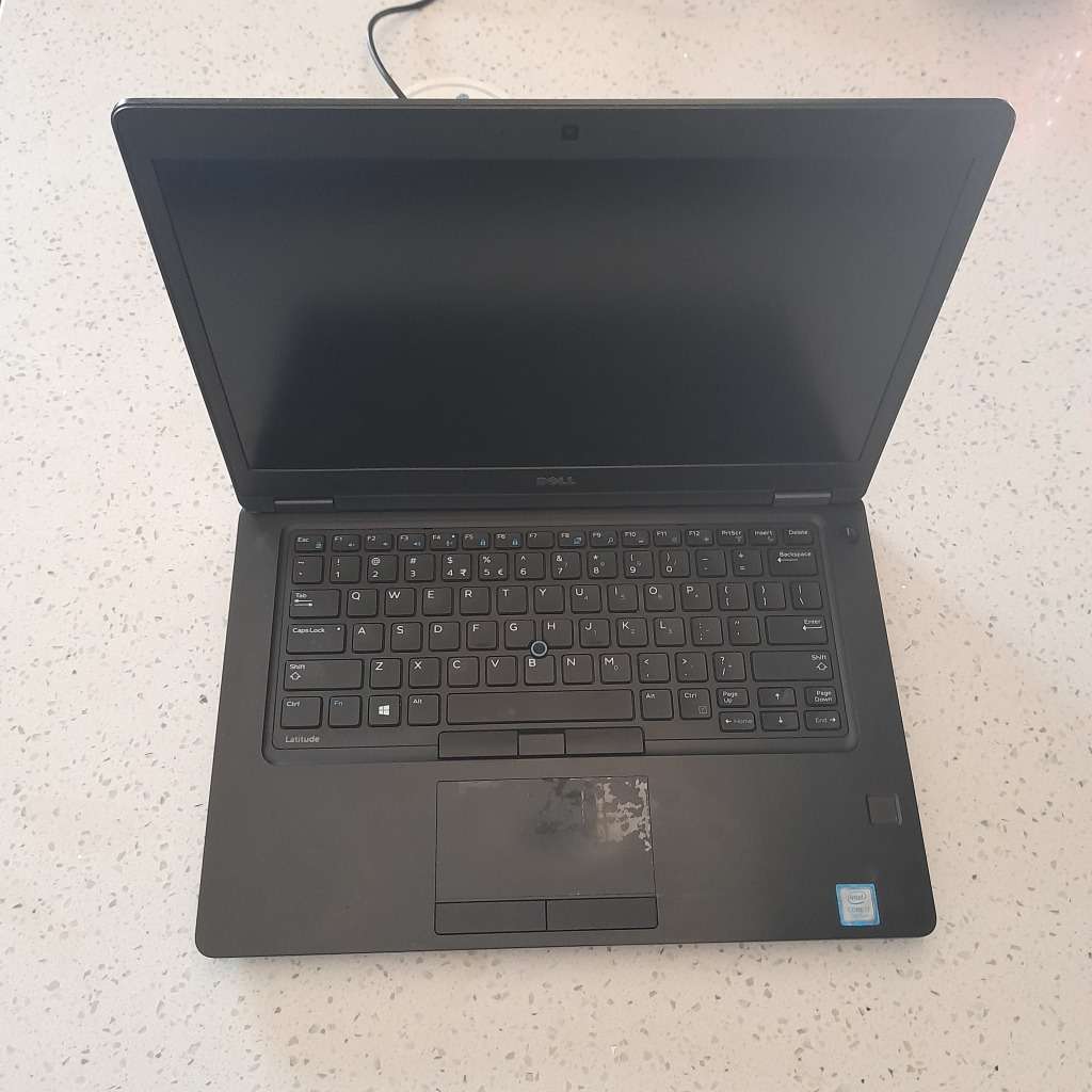 Unbeatable Deal! DELL laptop intel Core i7, 7th Gen Windows 11 Pro, office 2021