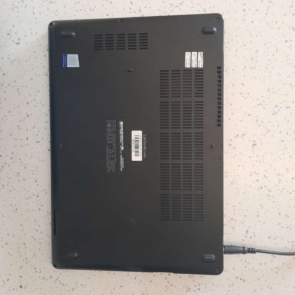 Unbeatable Deal! DELL laptop intel Core i7, 7th Gen Windows 11 Pro, office 2021