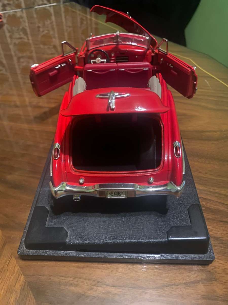 1/18th scale 1949 Buick Roadmaster