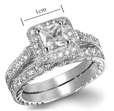 Certified 10 ct white gold ring.