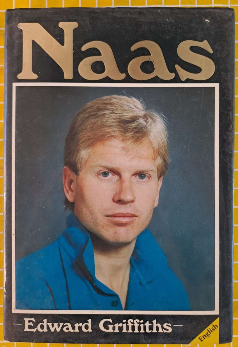 Rugby book -- Naas (English versions)