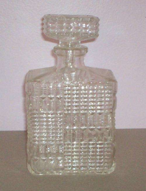 Patterned decanter