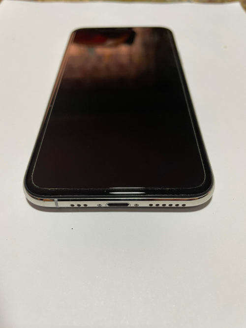 iPhone XS Black in Pristine Condition