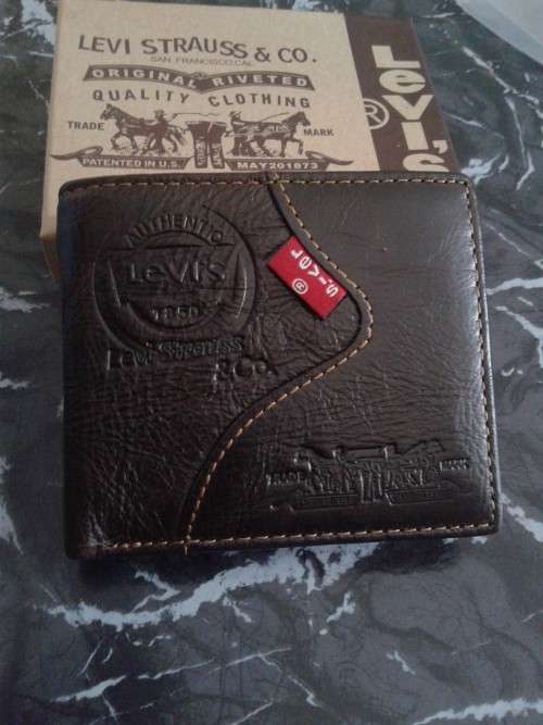 Red tag Authentic Levi's wallet