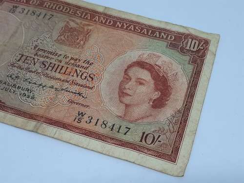 BANK OF RHODESIA AND NYASALAND 10 SHILLING 3RD JULY 1959 BANK NOTE