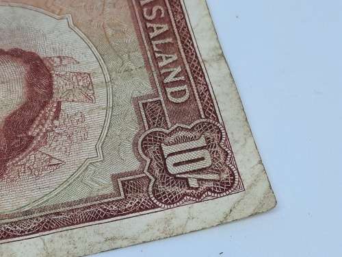 BANK OF RHODESIA AND NYASALAND 10 SHILLING  11 JANUARY 1961 BANK NOTE