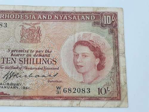 BANK OF RHODESIA AND NYASALAND 25TH JANUARY 1961 TEN SHILLING BANK NOTE