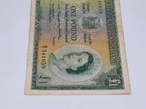 BANK OF RHODESIA AND NYASALAND 1ST OCTOBER 1956 ONE POUND BANKNOTE