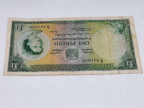 BANK OF RHODESIA AND NYASALAND 1ST OCTOBER 1956 ONE POUND BANKNOTE
