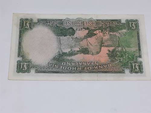 BANK OF RHODESIA AND NYASALAND ONE POUND 30TH OF NOVEMEBER 1960 BANK NOTE