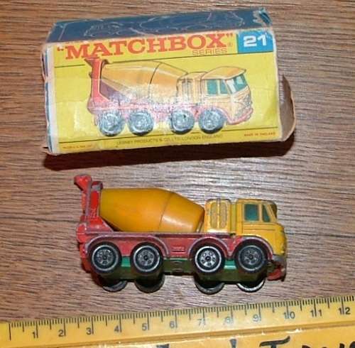 Lesney / Matchbox No21D Foden Concerte Truck ~ 1968 ~  With a F type Original Box