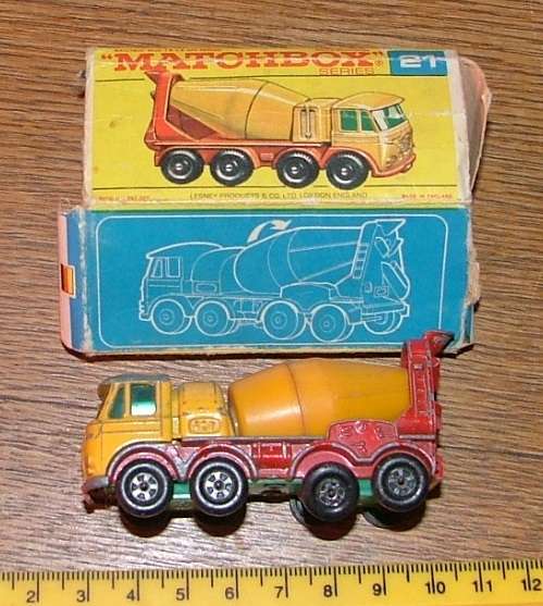 Lesney / Matchbox No21D Foden Concerte Truck ~ 1968 ~  With a F type Original Box