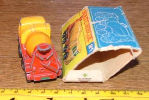 Lesney / Matchbox No21D Foden Concerte Truck ~ 1968 ~  With a F type Original Box