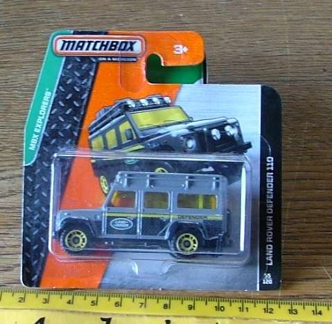 2013  Matchbox ~ No55/120 Land Rover Deffender 110 ~ Mint on short card