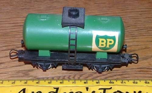 Model Train ~ Lima ~ BP tank ~ wagon