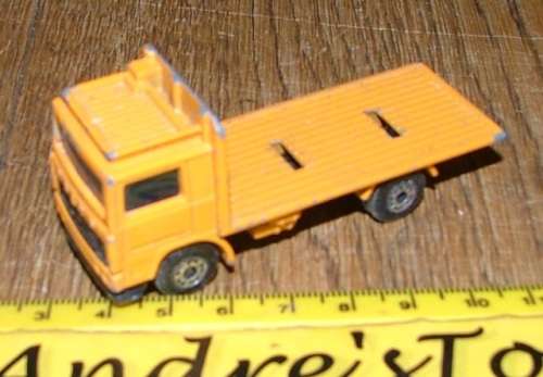 Matchbox  ~ Volvo Truck  - Made In England ~ Loose