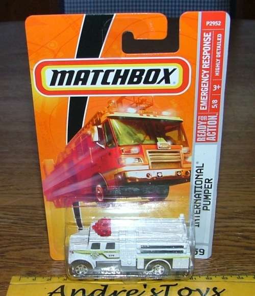 2008 Matchbox ~ No 59 International Pumper ~ Mint on Long card