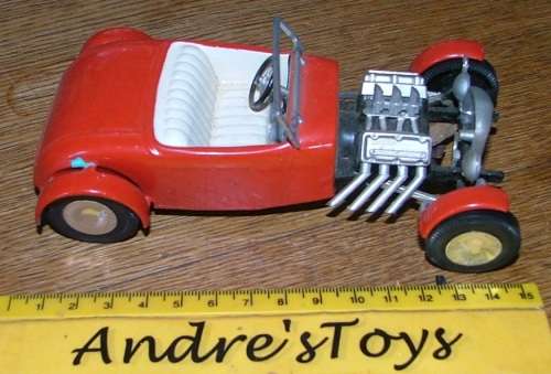 Vintage Kit ~ Car ~ Plastic Kit ~ part built - needs attention