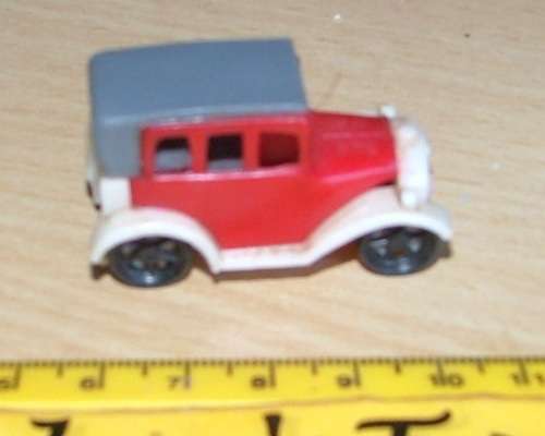 Vintage Plastic - Golden oldie ~ car ~ Loose