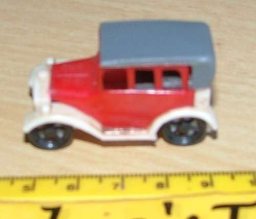 Vintage Plastic - Golden oldie ~ car ~ Loose
