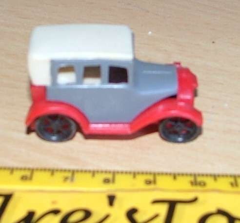 Vintage Plastic - Golden oldie ~ car ~ Loose