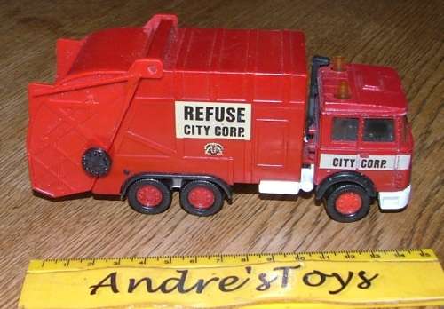 Matchbox Superkings K133 1986 Refuse city corp unboxed in very good played with