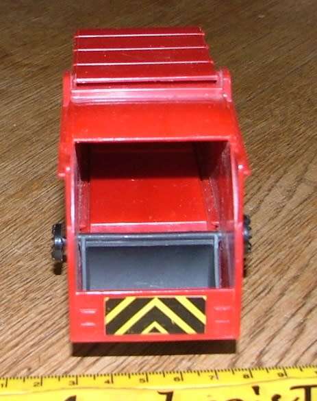 Matchbox Superkings K133 1986 Refuse city corp unboxed in very good played with