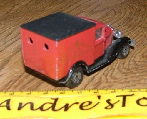 Matchbox ~ No38 Model A Ford "Johnnie Walker" ~ Loose