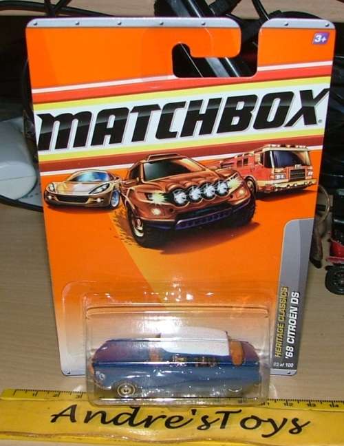 2009 Matchbox ~ 23/100 ~ '68 Citroen DS ~ Mint on Long card