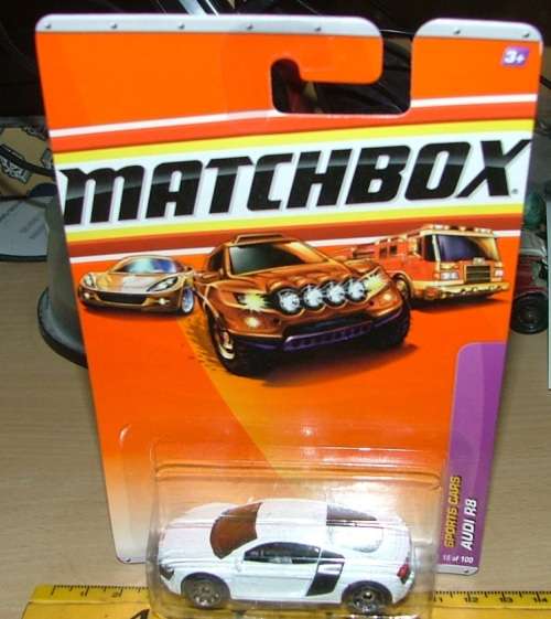 2009 Matchbox ~ 15/100 ~ Audi R8 ~ Mint on Long card