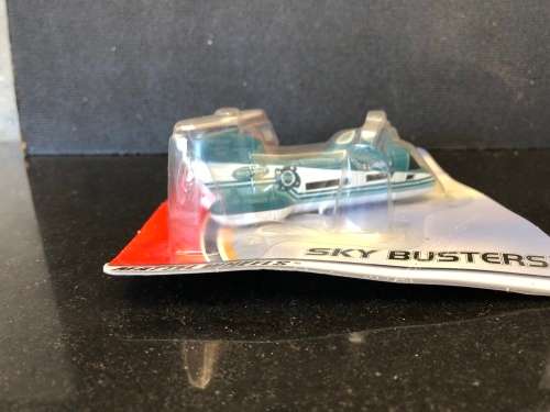 2002 Matchbox ~ Skybusters ~ Transport Helicopter ~ Mint on card