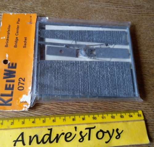 Model train ~ KleiWe N gauge Bridge Center Pier 072