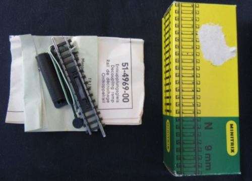 Model train ~ Minitrix uncoupler 51 4969 00 ~ with original box