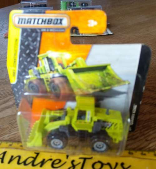 2013 Matchbox ~ No32/120 Quarry King ~ Mint on Short card