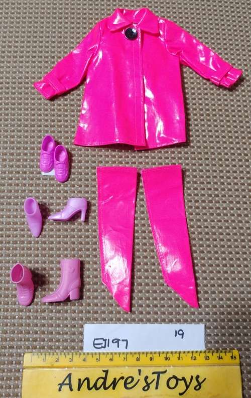 Barbie - Clothes Accessories - Pink Rainy Weather Clothes