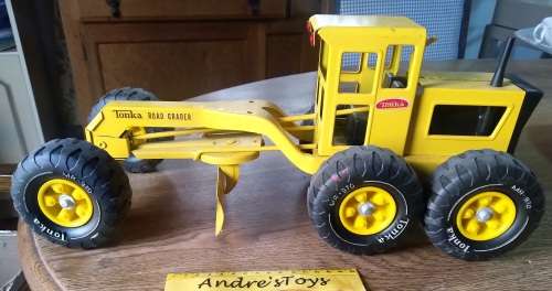 TONKA ~ (70's) VINTAGE 24" TURBO-DIESEL PRESSED STEEL ROAD GRADER VEHICLE