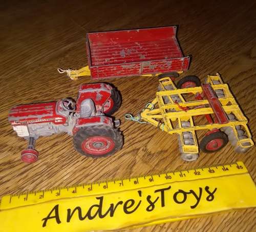 Corgi ~ Farm Lot ~ Spares or repairs (3 pieces)