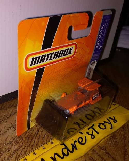 2007 Matchbox ~ No59 Ground Breaker ~ Mint on Short card