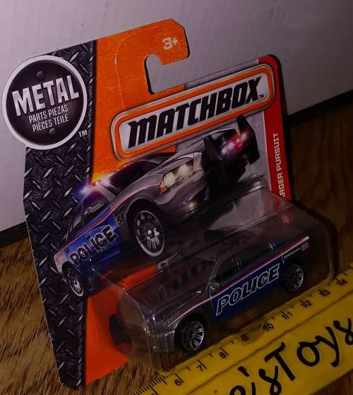 2015 Matchbox ~ No86/125 Dodge Cgarger Pursuit ~ Mint on Short card