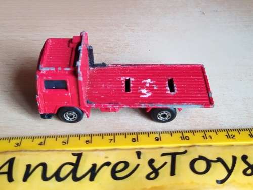 Matchbox  ~  Volvo ~ Loose ~ 1981