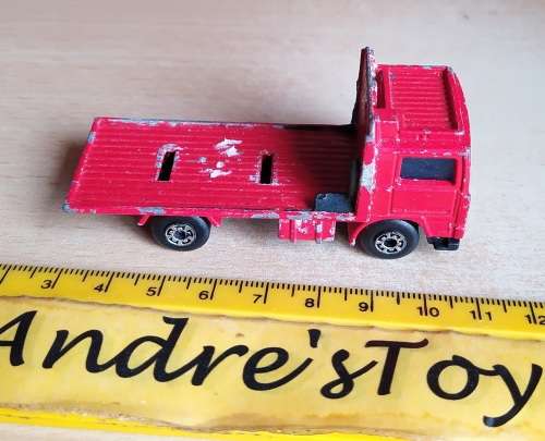 Matchbox  ~  Volvo ~ Loose ~ 1981