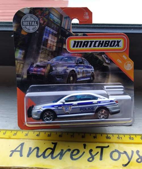 2019 Matchbox ~ 28/100 Ford Police Interceptor ~ Mint on Short card