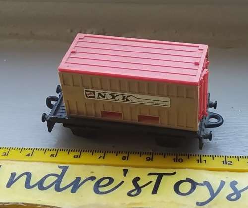 Matchbox  Superfast ~  Flat Car with container ~ Loose