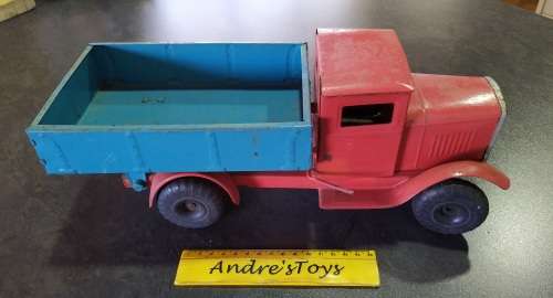 Vintage ~ Triang Junior ~ Tin plate tipper Truck