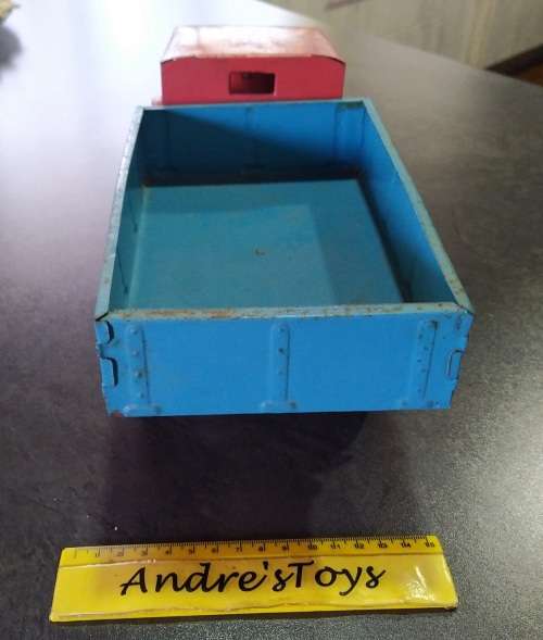 Vintage ~ Triang Junior ~ Tin plate tipper Truck