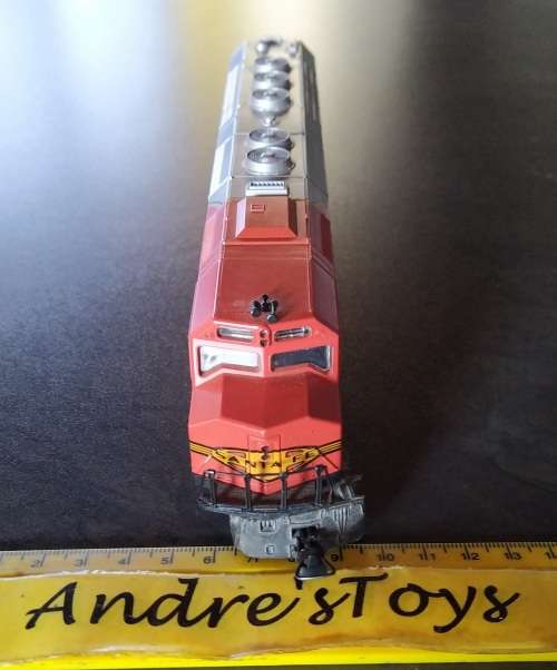 Model train ~ Lima ~ HO ~ Santa Fe loco 106