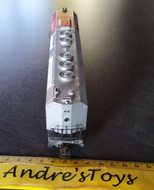 Model train ~ Lima ~ HO ~ Santa Fe loco 106